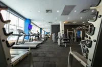 18th & 16h Floor Secure Luxury Condos with Pool & Fitness Included in Price - Træningscentre