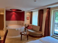 Hotel Heide Kröpke - piscina