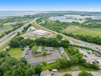 Founder's Brook Motel and Suites - 2-Star