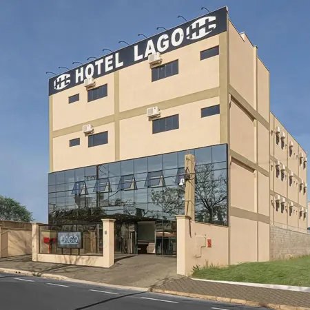 Hotel Lago Araras