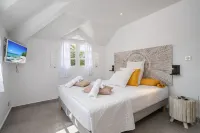 Villa d'Exception avec Piscine - 3 Min de la Plage 4 chambres climatisées - 4-Star