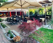 Hotel Oasi - 2-Star