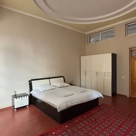Yurta Guest House - Airport