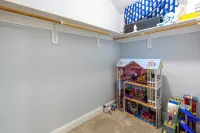 Hot Tub, Heated Pool, Fire Pit: 6 Mi to Campus - Boutique
