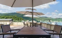 H Avenue Geoje - Condos