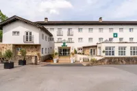 Airport Inn Manchester - 3-Star