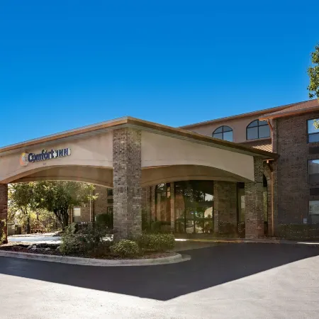 Comfort Inn at Thousand Hills