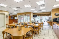 Econo Lodge - Wifi