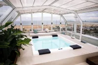 Hotel de Londres - Hot Tub
