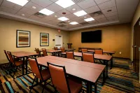 Fairfield Inn & Suites Little Rock Benton - Swimmingpools