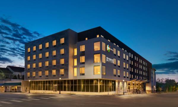 Staybridge Suites Rochester – Mayo Clinic Area by IHG