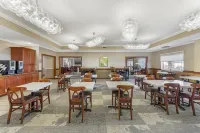 Best Western Plus Butterfield Inn - Pet friendly