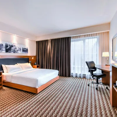 Hampton by Hilton Warsaw Airport Hotels near Okecie