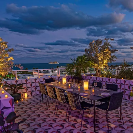 Moxy Miami South Beach