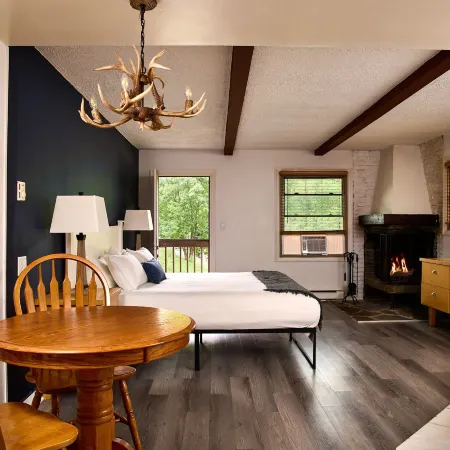 Catskill Seasons Inn
