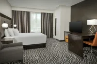 Embassy Suites by Hilton Portland Hillsboro, Oregon - Parkplatz