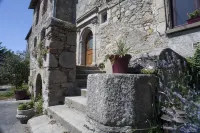 Logis de Riparfonds - parking