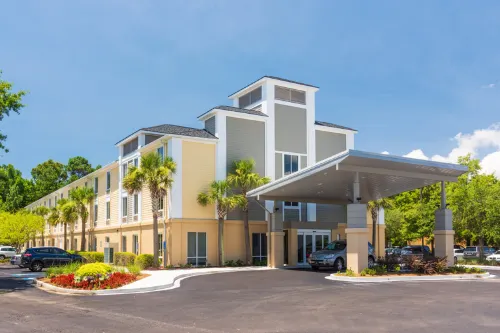 โรงแรม ฮอลิเดย์ อินน์ เอ็กซ์เพรส ชาร์ลสตัน บาย IHG - 3 ดาว