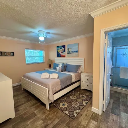 2-Bedroom Apartment Just A Short Walk To Deerfield Beach Pier