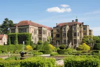 Fanhams Hall, Exclusive Collection - Park Yeri