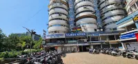 Hotel Royal Grand. - parking