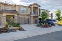 3 Mi to Nevada State Capitol & More! Inviting Unit - 2-Star