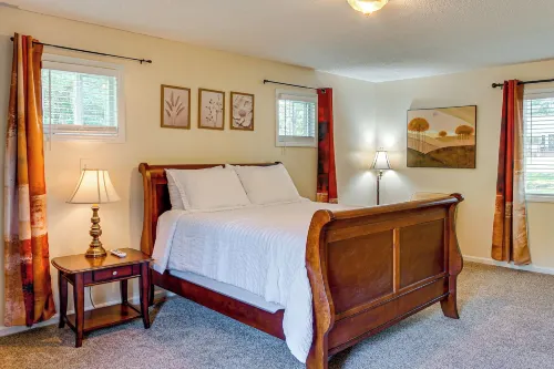 Home Near Historic Dtwn! 3 Mi to Occoneechee Mtn - 2-Star
