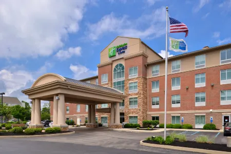 Holiday Inn Express & Suites Cincinnati - Mason Отели рядом с достопримечательностью «Парк Коттелл»