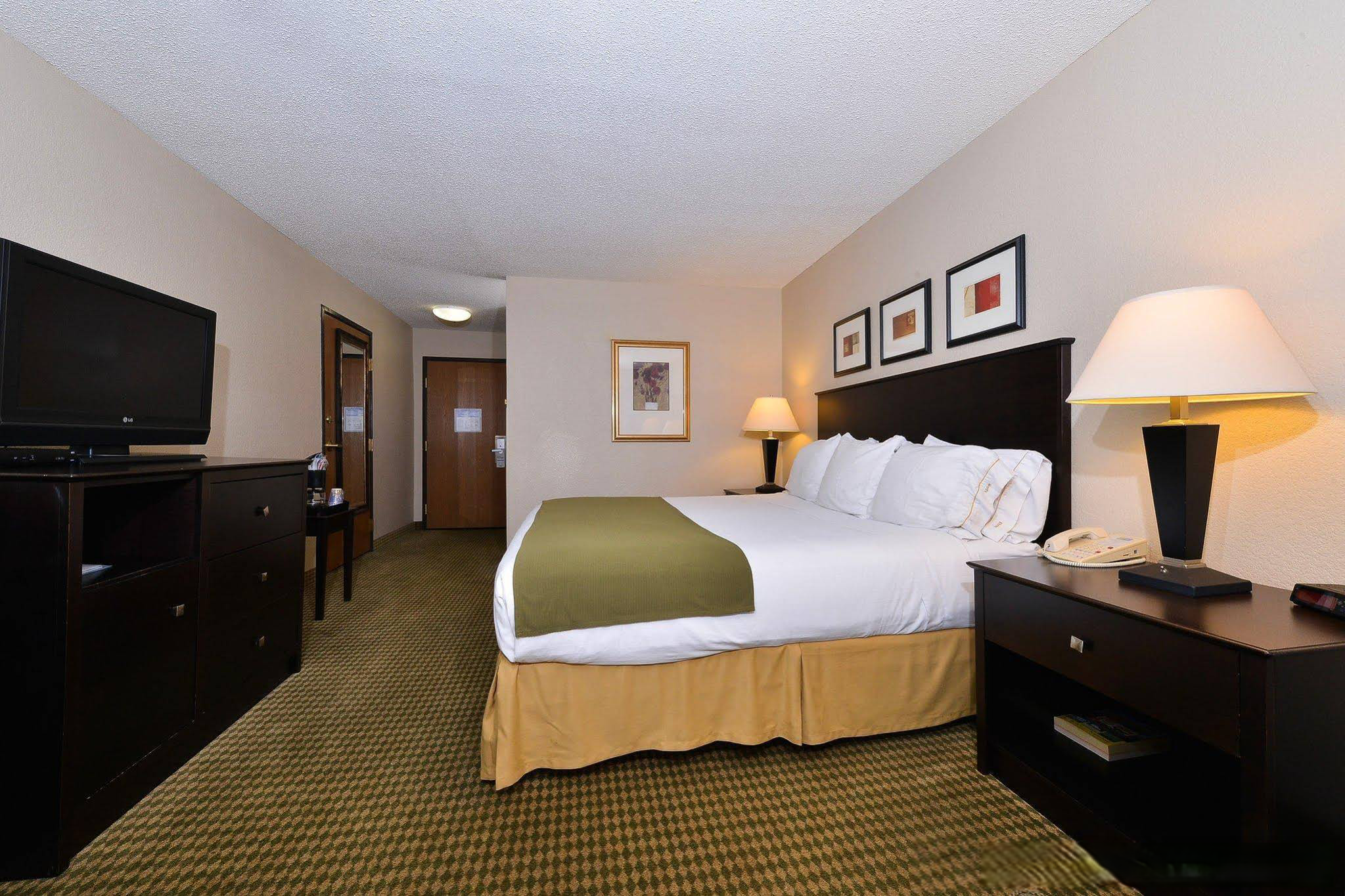 Holiday Inn Express Hotel & Suites Fort Worth Southwest I-20, an Ihg Hotel