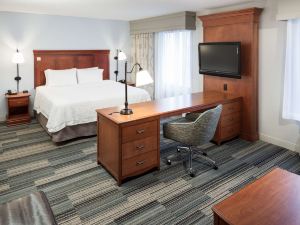 Hampton Inn & Suites Cedar Rapids - North