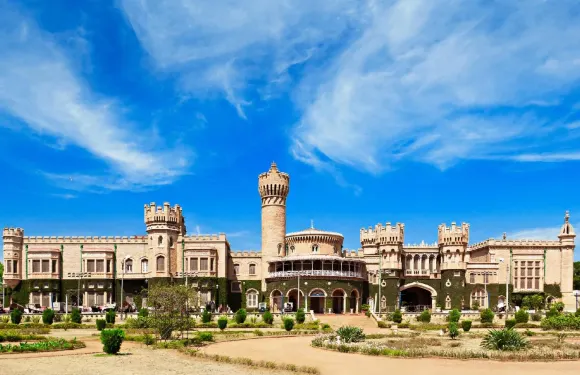 阿達什漢密爾頓酒店