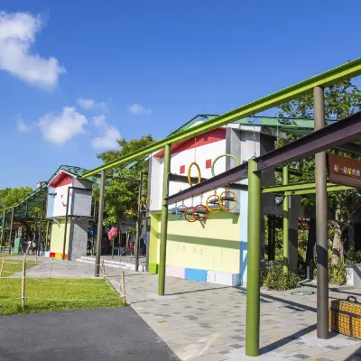 Meet Jiaoxi Hotels near Agrioz