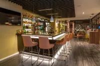 Four Points Flex by Sheraton Dundee - bar