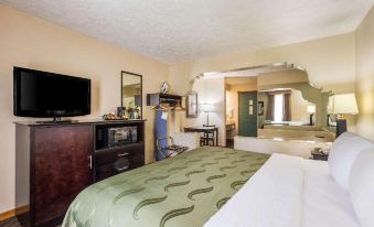 Quality Inn Traverse City