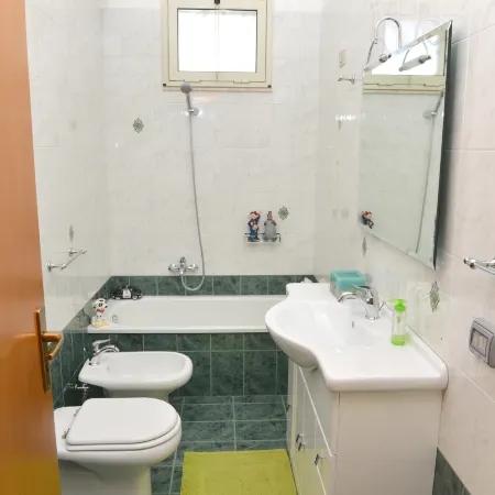 Apartment in Villa (Near the Sea)