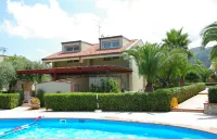 Stunning Apartment for 3 People in Residence - Pool