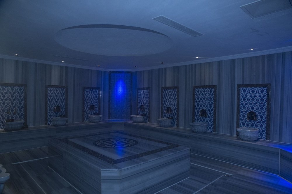 Winter City Hotel