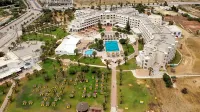 Thapsus Beach Resort Hotels near Corniche Garden