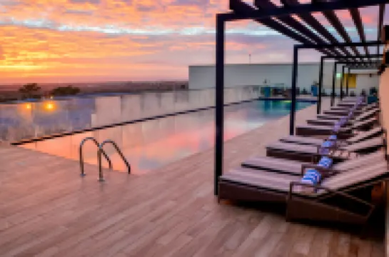 內羅畢機場希爾頓花園酒店