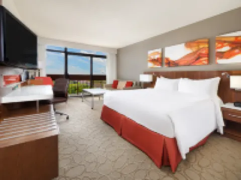 Hilton Mississauga/Meadowvale Hotels near Erindale GO Station