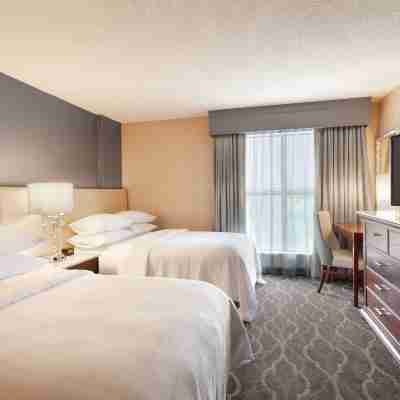 Embassy Suites by Hilton Atlanta Airport Rooms