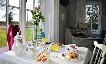 Birk House Bed & Breakfast - Housity