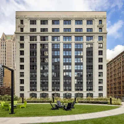 Hilton Garden Inn Chicago Central Loop Hotels near Willis Tower