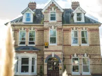 Somerville House Hotels near Violette Szabo GC Museum