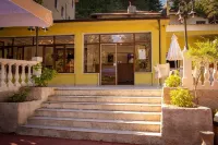 Sport Hotel & Residence Il Bivacco del Parco فنادق في Bocca di Piazza