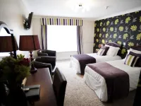 Brackenborough Lakes Resort Hotels in Louth