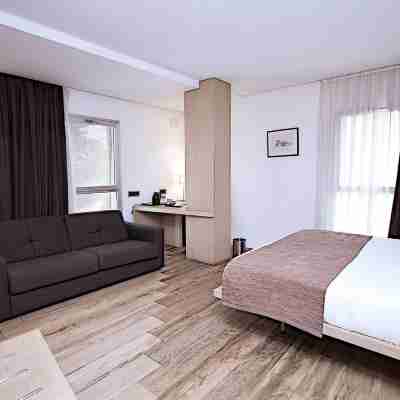 SV Chrome Hotel Rooms