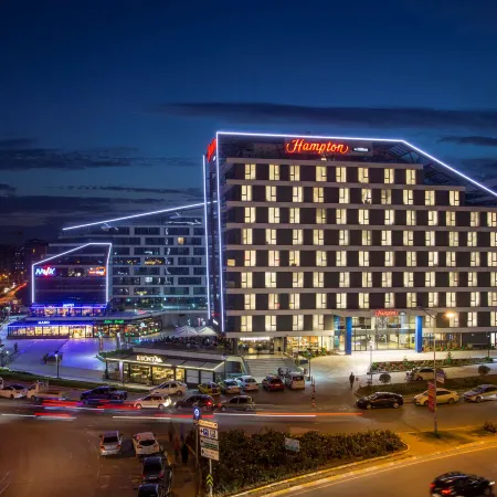 Hampton by Hilton Istanbul Kurtkoy Отели рядом с Аэропорт Сабиха Гёкчен