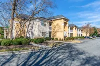 HomeTowne Studios Atlanta NE - Peachtree Corners