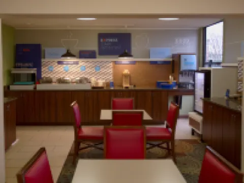 Holiday Inn Express ANDERSON-I-85 (EXIT 27-HWY 81) by IHG Hotels in Anderson